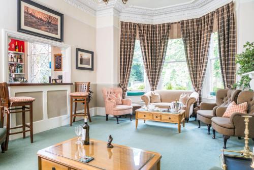 Bar/lounge, The Ayrlington House in Bath