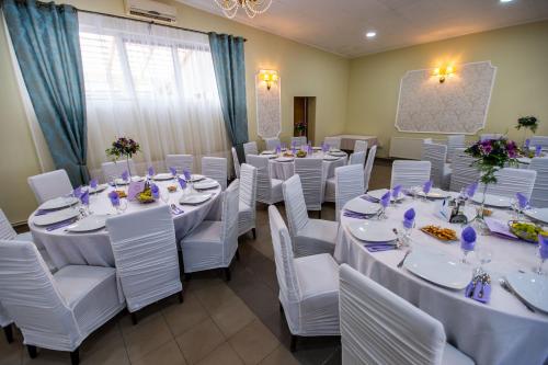 Restorāns, Pensiune Perla - Bistrița Năsăud (Pensiune Perla - Bistrita Nasaud) in Prundu Bârgăului