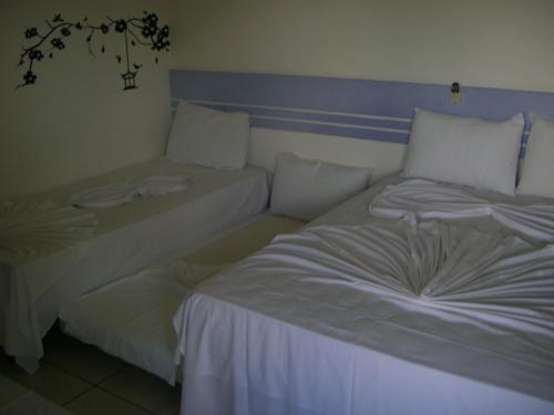 Quadruple Room image 5
