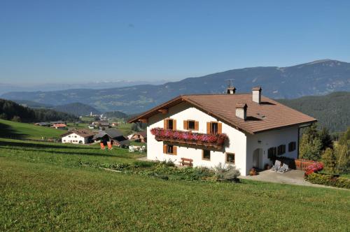  Fiziderhof, Pension in Kastelruth