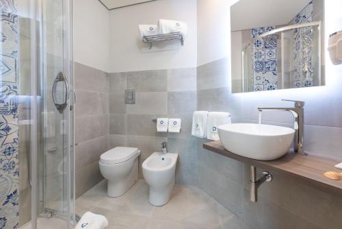 Hermes Hotel - image 12