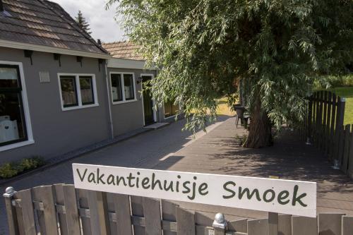 Vakantiehuisje Smoek Holwerd, aan de Waddenzee