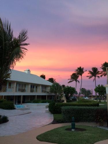 GetAways at Dover House Resort Delray Beach