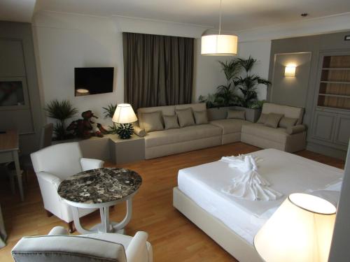 Hotel Marechiaro - image 7