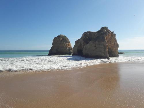 The Cosy VilaRosa near the Beach Portimao