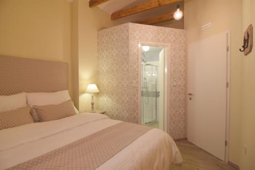Janez Rooms – Ljubljana, NY