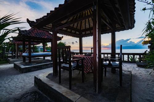 Dodol Lembongan Cliff Sunset Room Type - Deluxe Double Room with Sea View Dodol Lembongan Cliff Sunset Room Type - Deluxe Double Room with Sea View