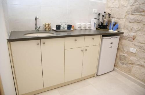Mendy's Accommodation in Safed