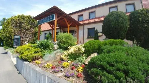 Hotel-Restaurant Elsterblick in Elsteraue, Deutschland