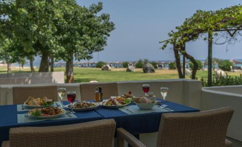 Cronwell Platamon Resort All-Inclusive