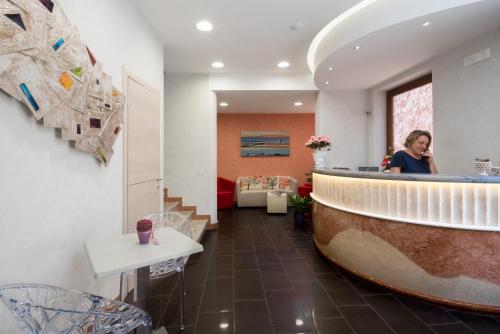 大堂, Hotel Biancolilla in 聖維托洛卡波