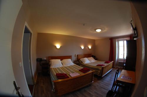 La Vieille Auberge Room Type - Twin Room