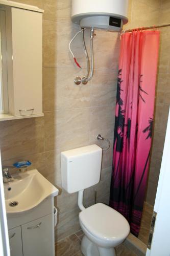Душ, Apartman MajaS in Макарска