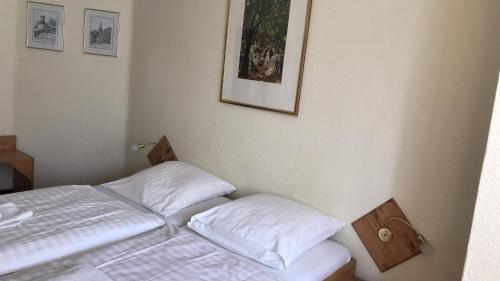 Hotel-Nachtwächter - main image