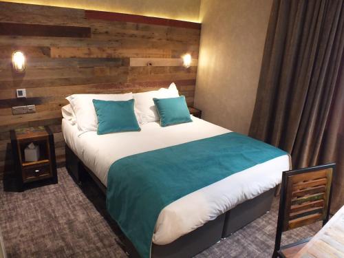 The Garrison Room Type - Standard Double Room