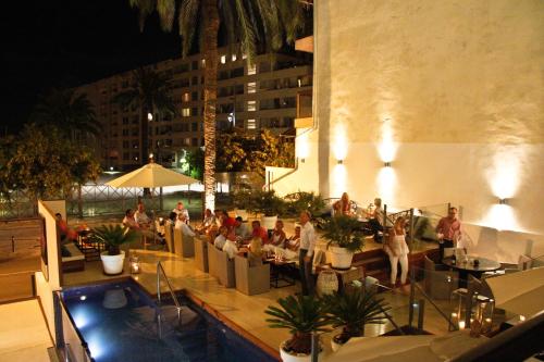 شرفة/ تراس, Hotel Feliz in مايوركا