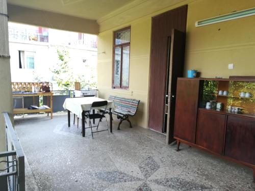 Guest house of Givi in 科布列季