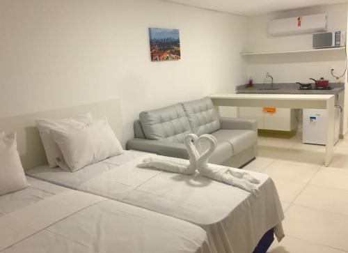 Laguna Beach Flat by AFT Located in Porto De Galinhas City Center, Laguna Beach Flat _ By AFT Temporada is a perfect starting point from which to explore Porto De Galinhas. The property offers a wide range of amenities and pe