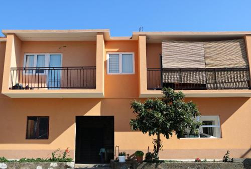  Apartment Ćuće in Rogotin