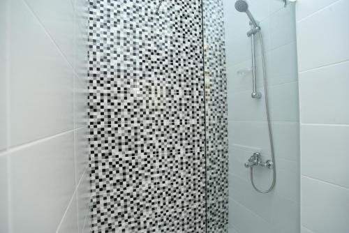 Apartment L Palace - image 8