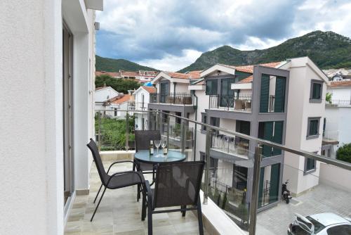 Apartment L Palace - image 12