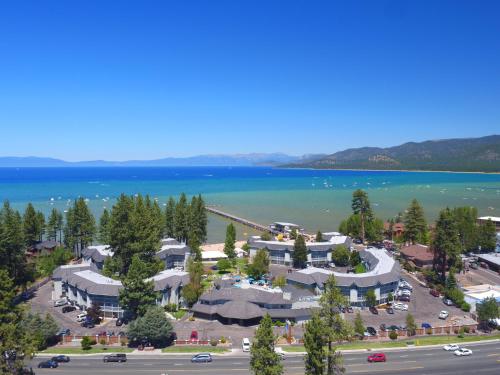 Beach, Beach Retreat & Lodge at Tahoe in South Lake Tahoe (CA)
