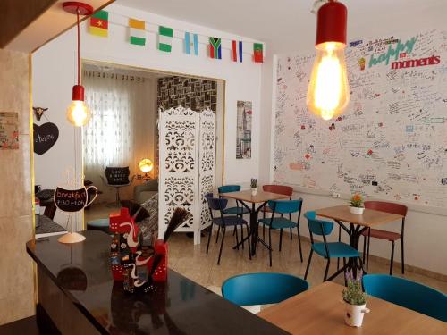 ห้องส่วนกลางสำหรับนั่งเล่น/ดูทีวี, HostelariaSP Boutique in ลิเบร์ดาเด