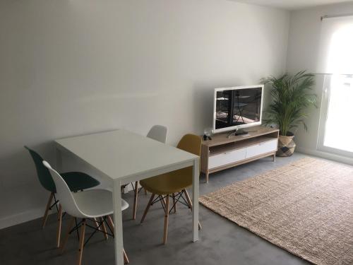 LM house - image 7