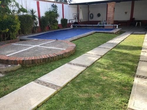 Casa Colonial con Alberca Climatizada con privacidad y seguridad