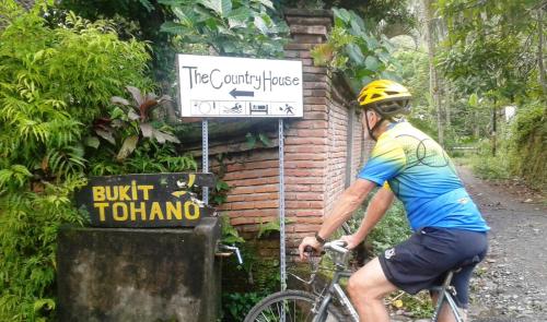 The Country House – Senggigi Beach, ID