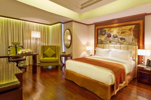 room detail thumbnail 1