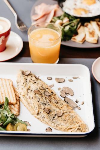 Abokamento Boutique Rooms - image 12