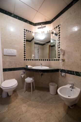 Quality Hotel Nova Domus, Rzym (zdjęcie 3)