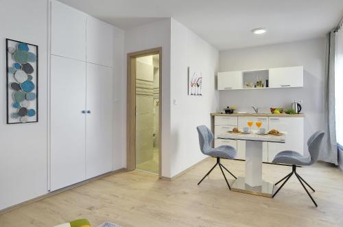 D&A Amphitheatre Apartments - image 5