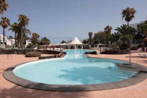 Playa Roca penthouse. Great sea views!
