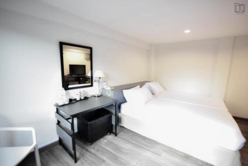 Nana City Hotel – Bangkok, NY