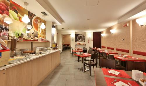 Best Western Porto Antico - image 9