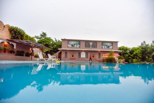 Araliayas Resort & Spa - 수영장