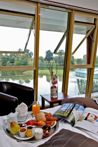 Superior Double Room with Lake View
