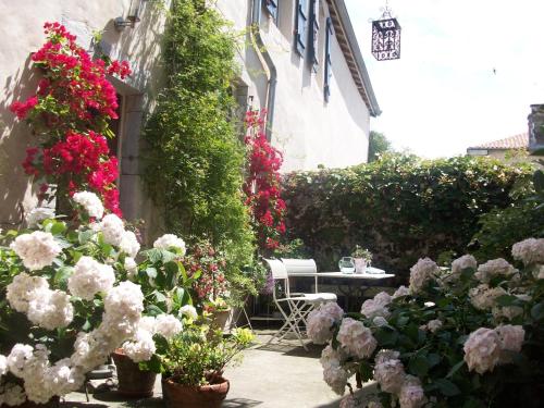 Accommodation in Sorde-lʼAbbaye