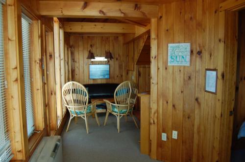 Sebago Lake Lodge Cottages In Me