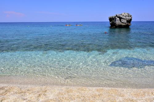 Mylopotamos Beach House