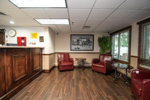 大堂, 布魯克林中心速8酒店 (Super 8 By Wyndham Brooklyn Center/Mpls) in 布魯克林中心區