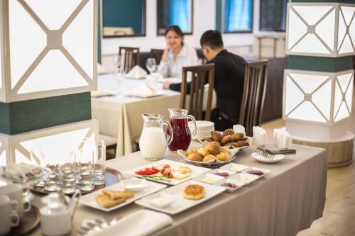 Jedzenie i napoje, Mirage Hotel in Kyzyłorda