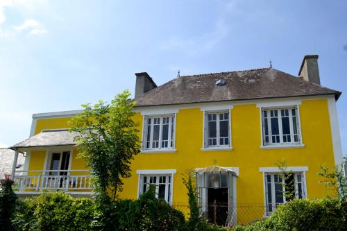 Ty la Poussed " la maison aux oiseaux"