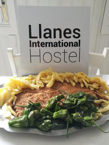 Food and beverages, Llanes International Hostel in Llanes