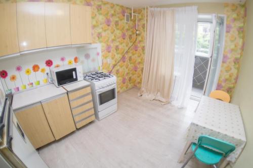 Apartment on Stroiteley 15 - image 2