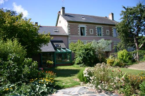 Chambres d'Hôtes du Chalet de Caharet