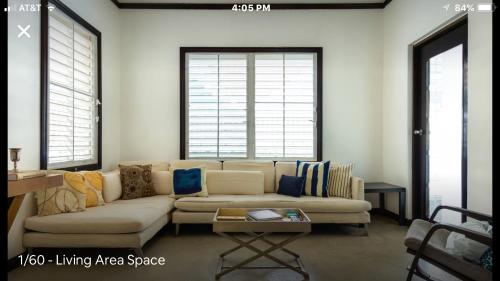 Emmanuelli Sur 3 Bedroom Mall of San Juan Home by RentalsPR in Hato Rey Central