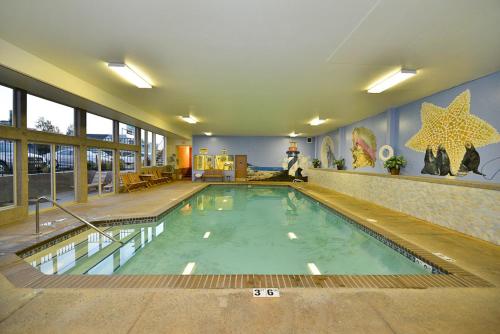 Best Western Holiday Hotel in Coos Bay